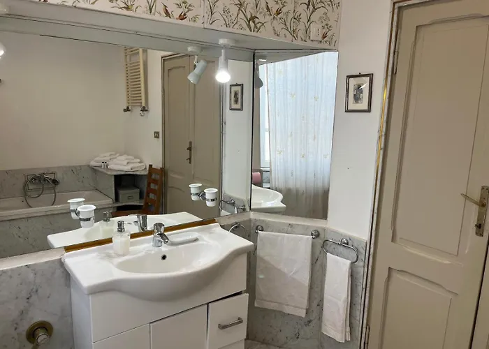 Bed & Breakfast Da Monica 4*